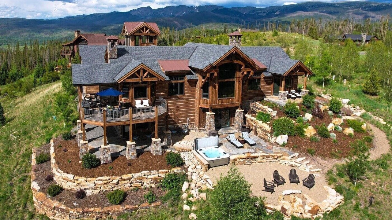 Photo of Outdoor in Rendezvous