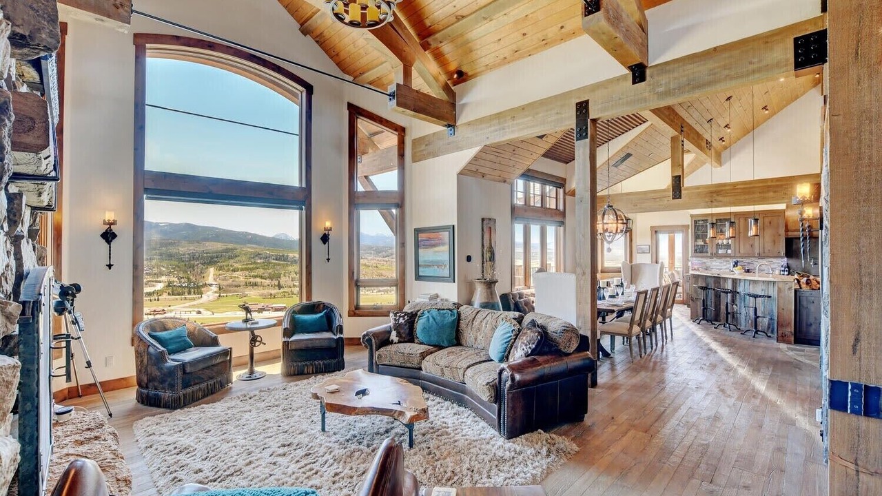Photo of Livingroom in Rendezvous