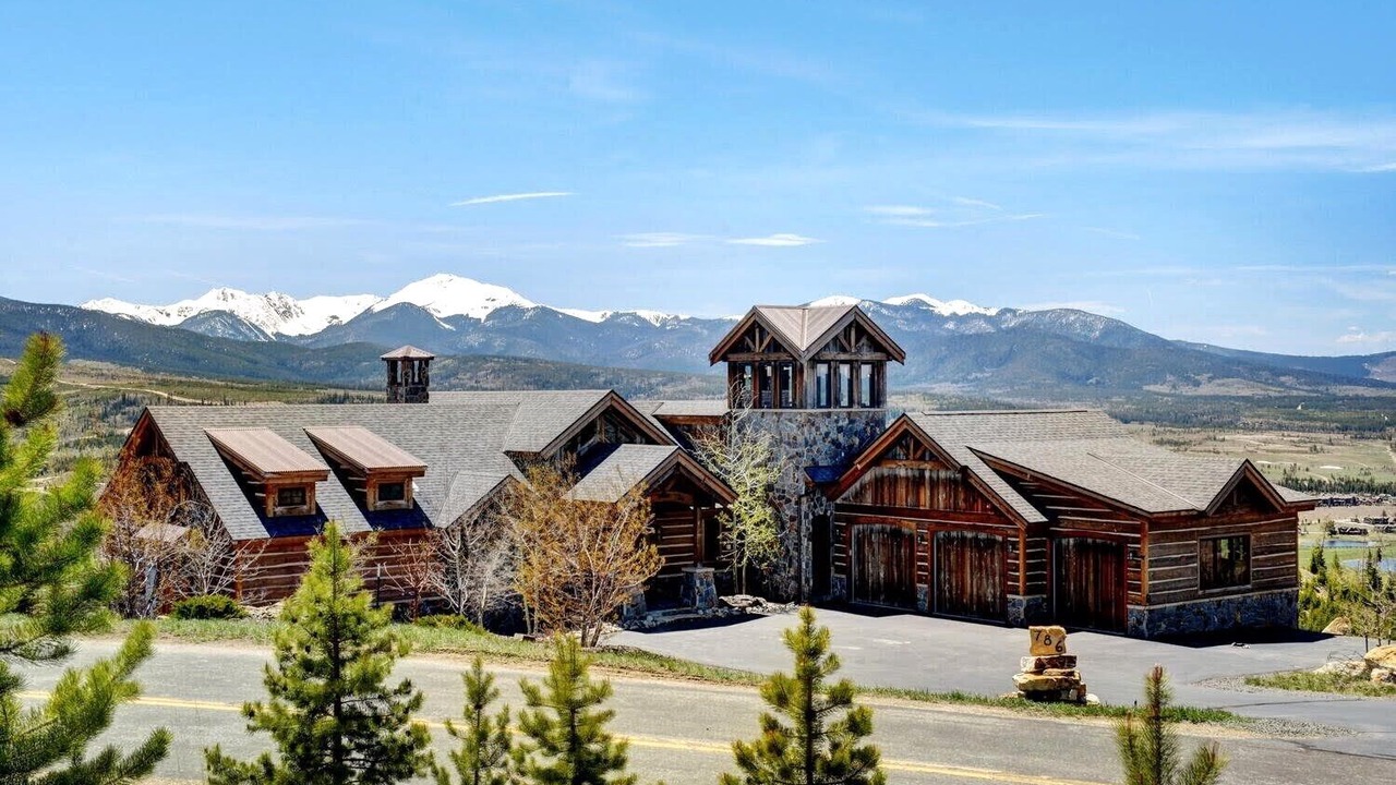 Photo of Outdoor in Rendezvous