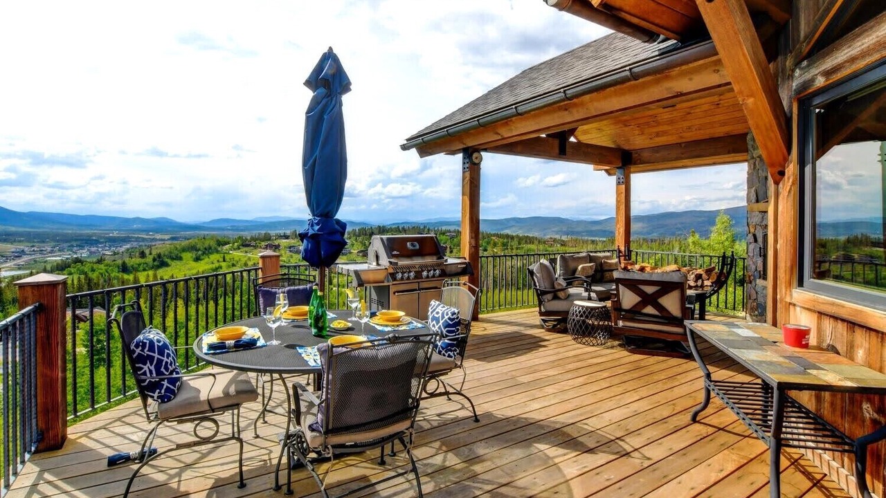 Photo of Outdoor in Rendezvous