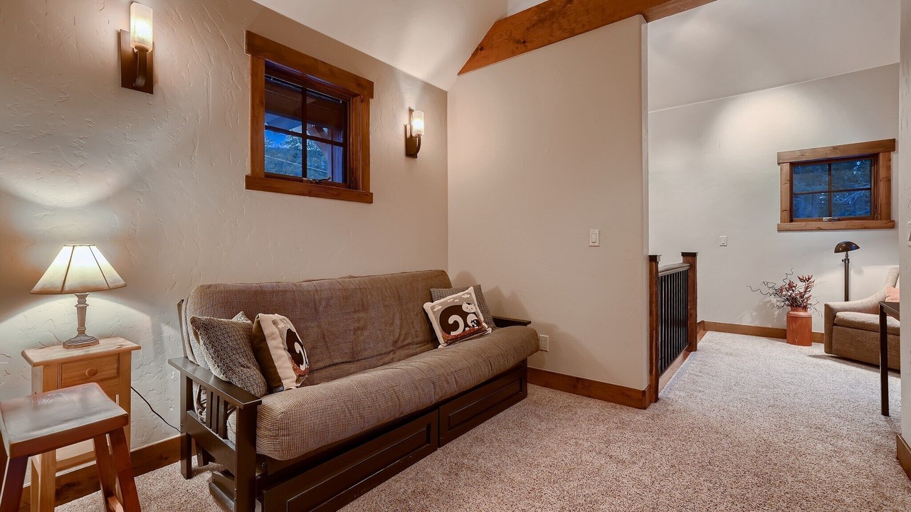 Photo of Livingroom in Blue River