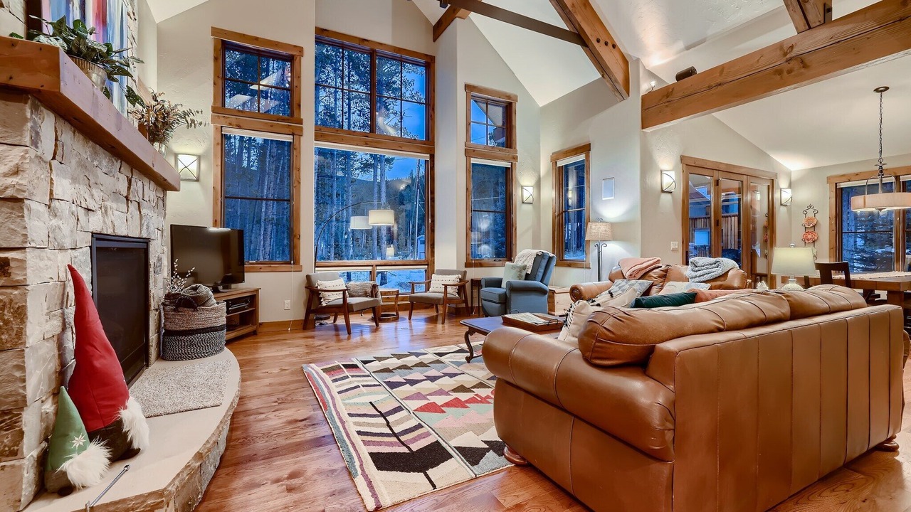 Photo of Livingroom in Blue River