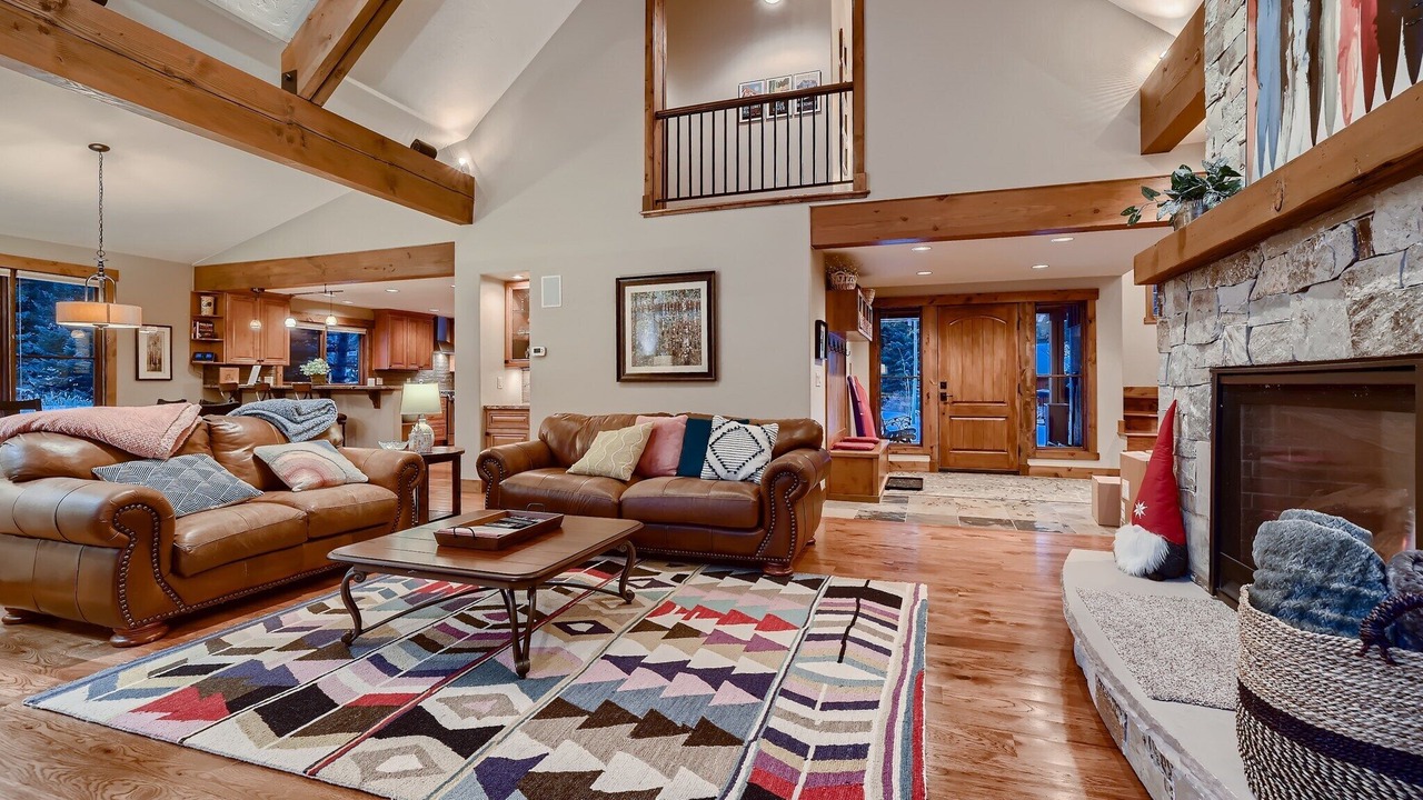 Photo of Livingroom in Blue River