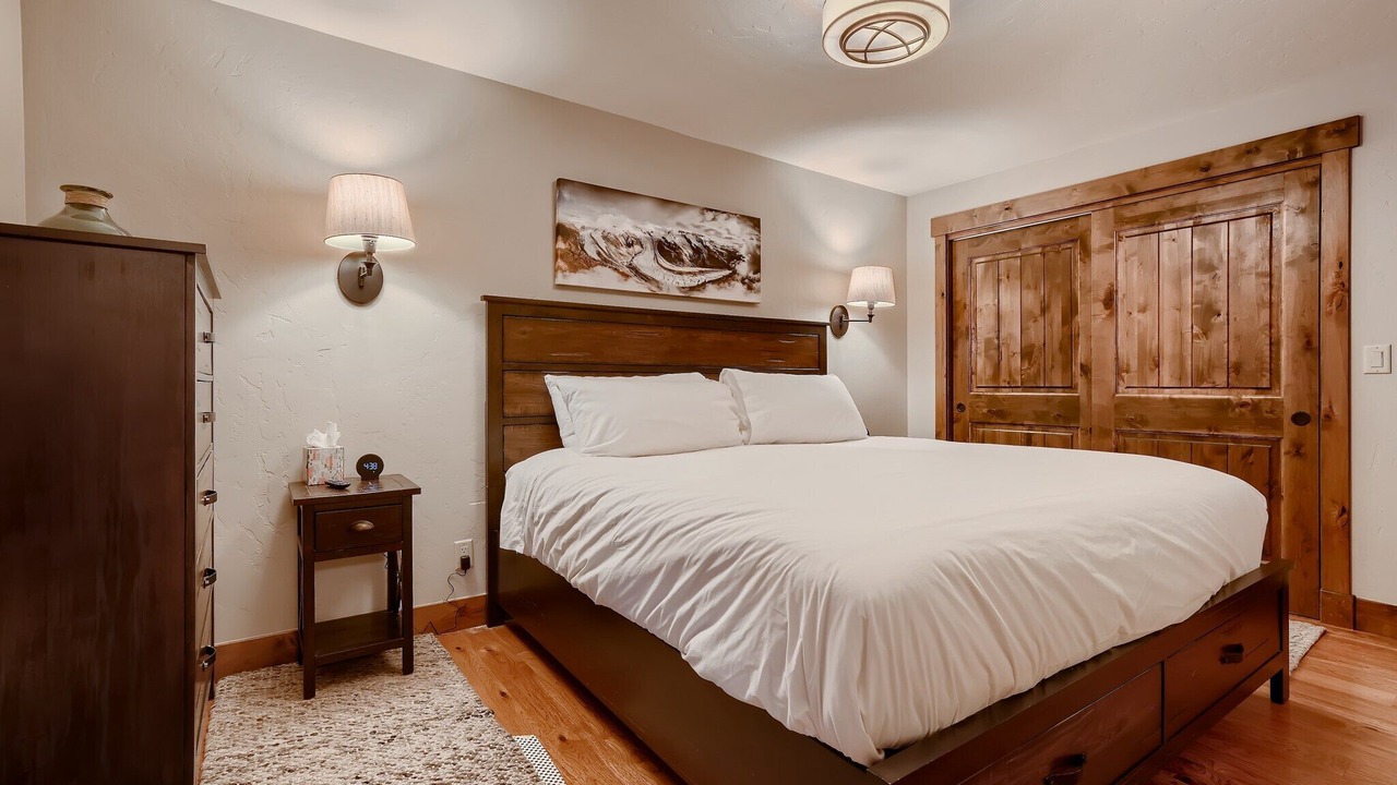 Photo of Bedroom in Blue River