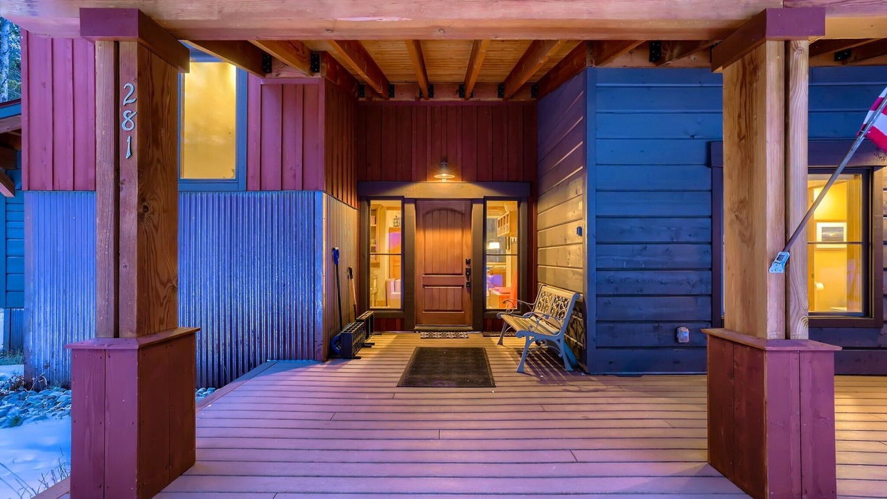 Photo of Patio Balcony in Blue River