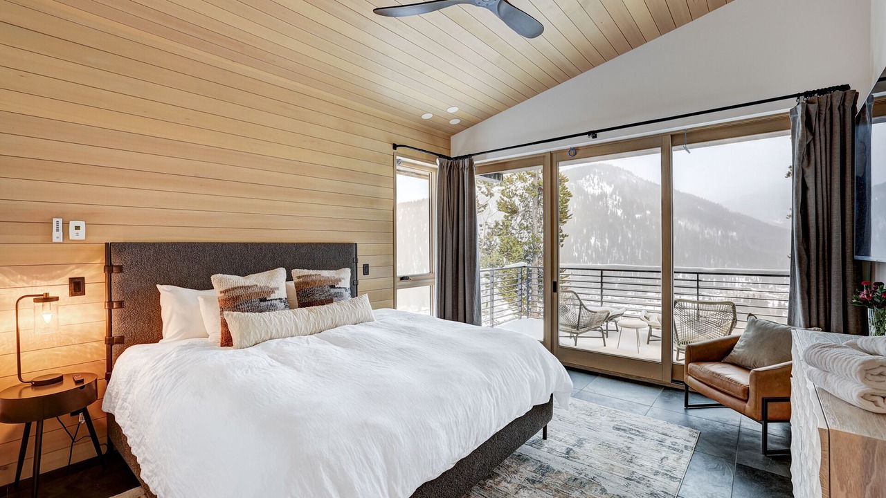 Photo of Bedroom in Blue River