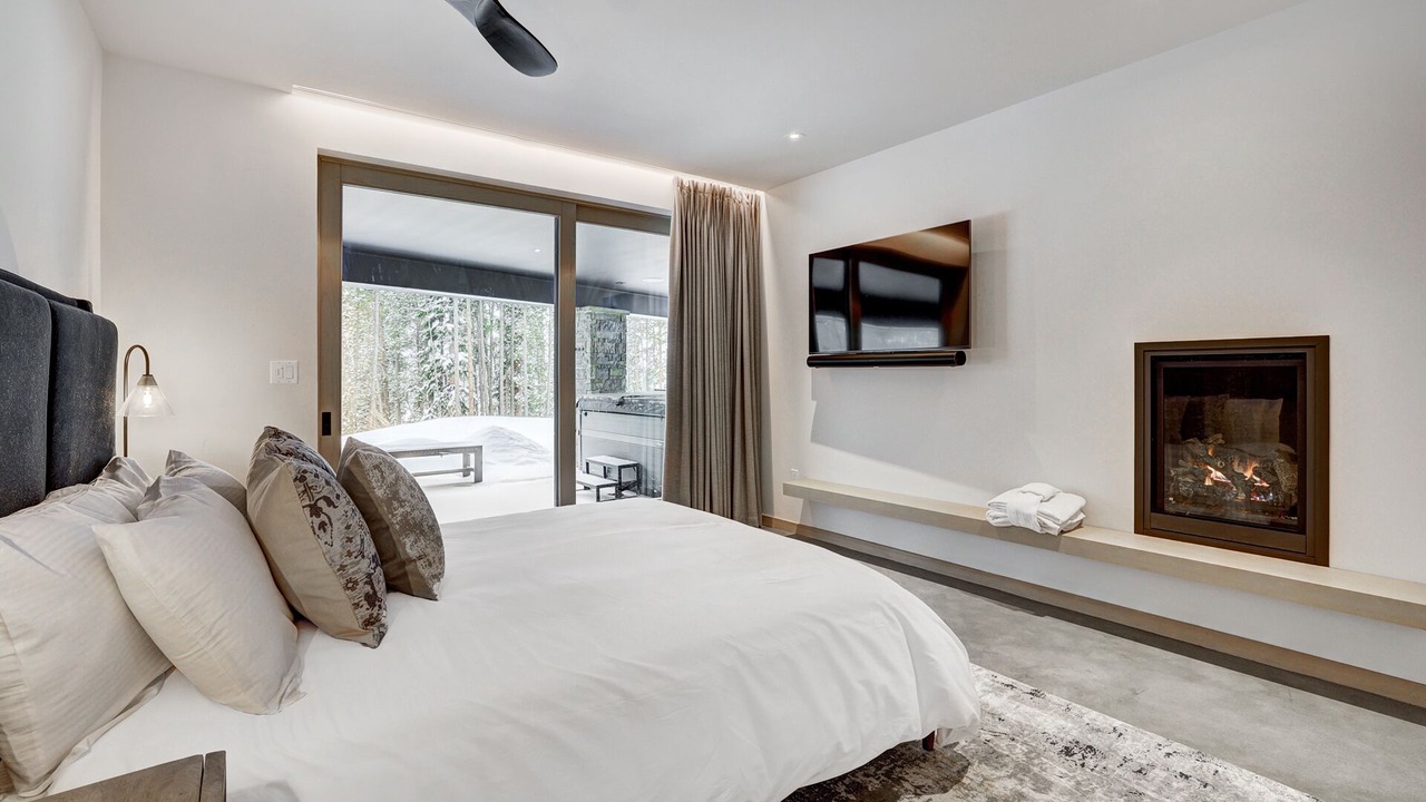 Photo of Bedroom in Blue River