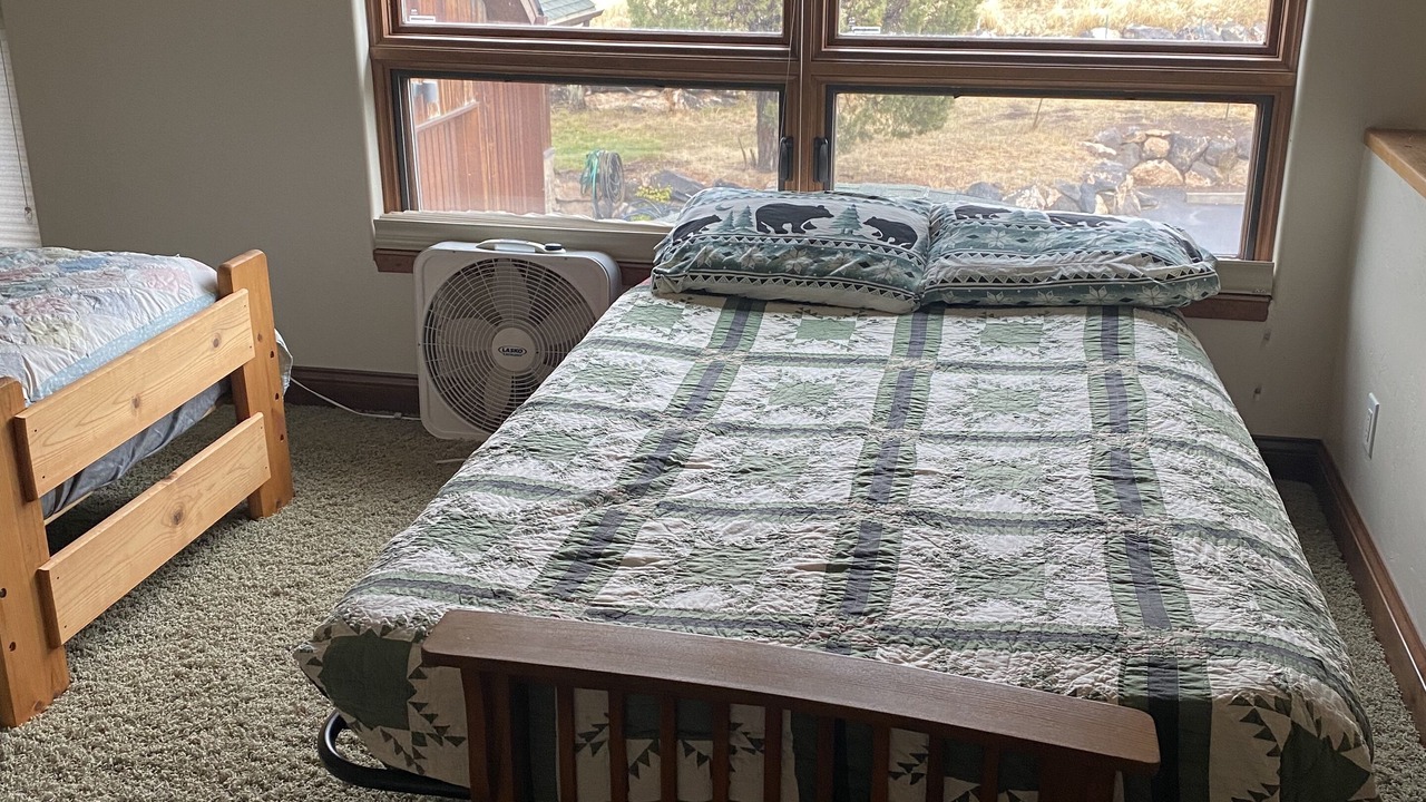 Photo of Bedroom in Elk Springs