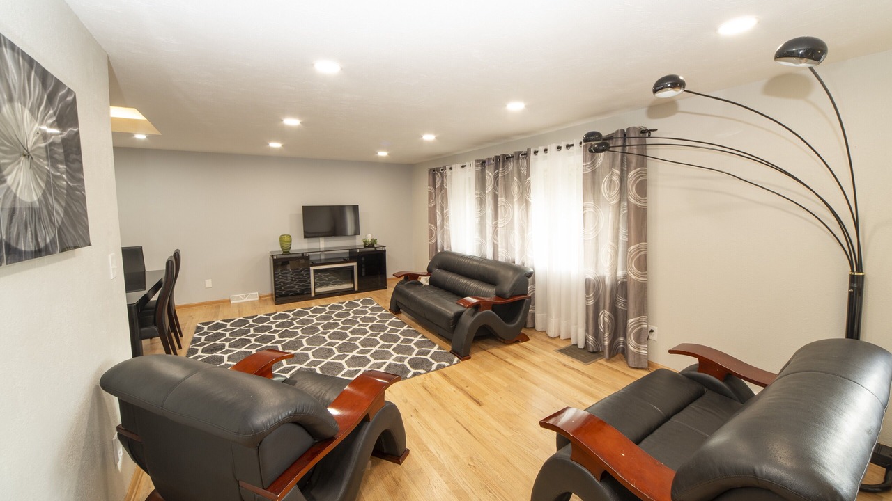 Photo of Livingroom in Lakewood