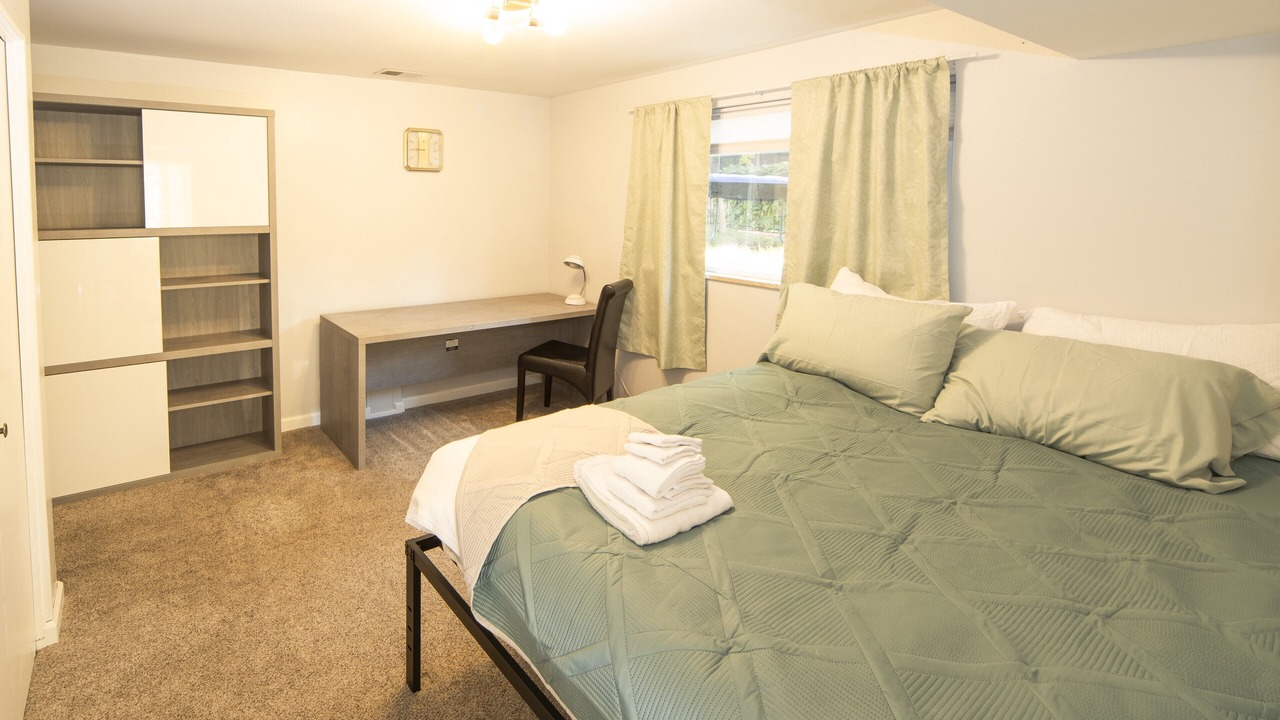 Photo of Bedroom in Lakewood