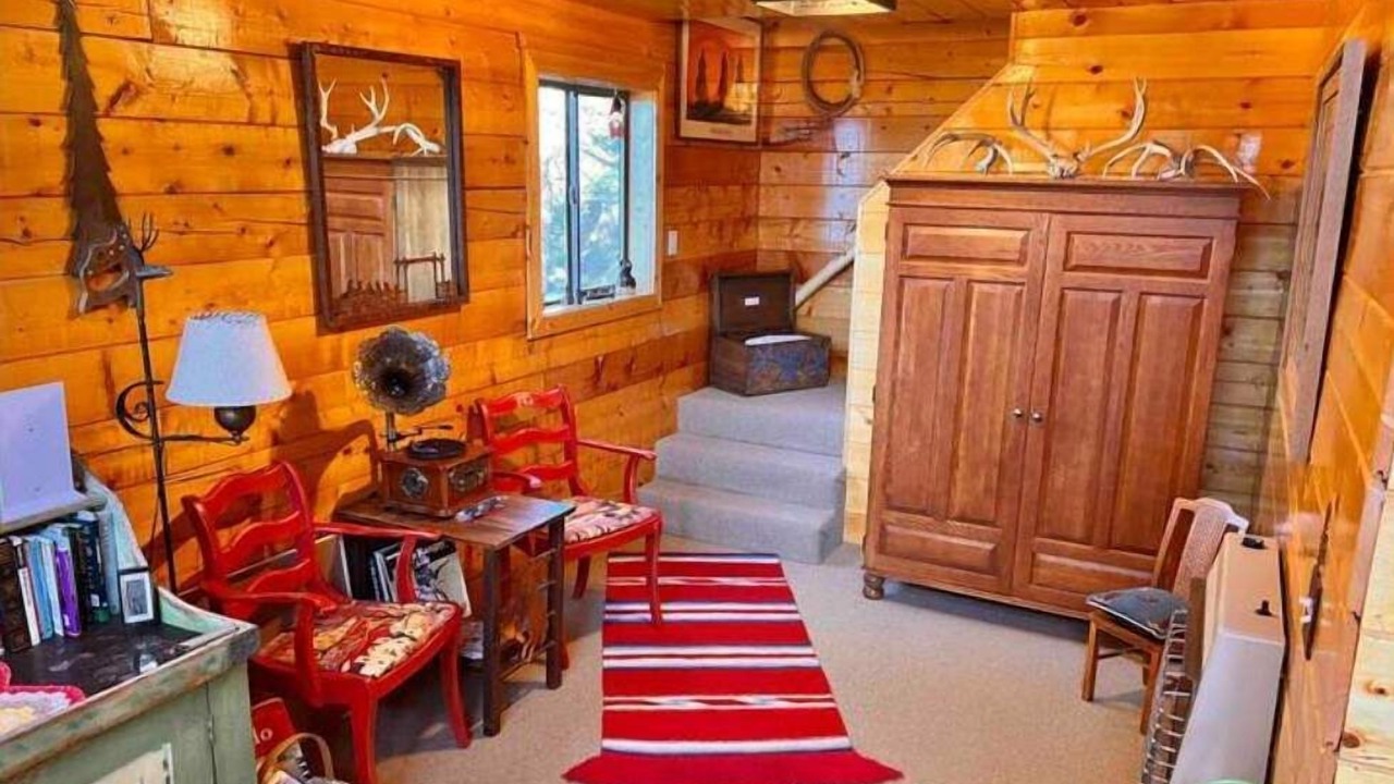 Photo of Bedroom in Howard