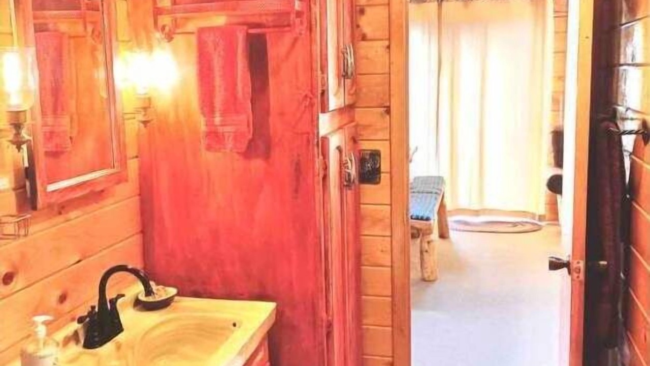 Photo of Bathroom in Howard