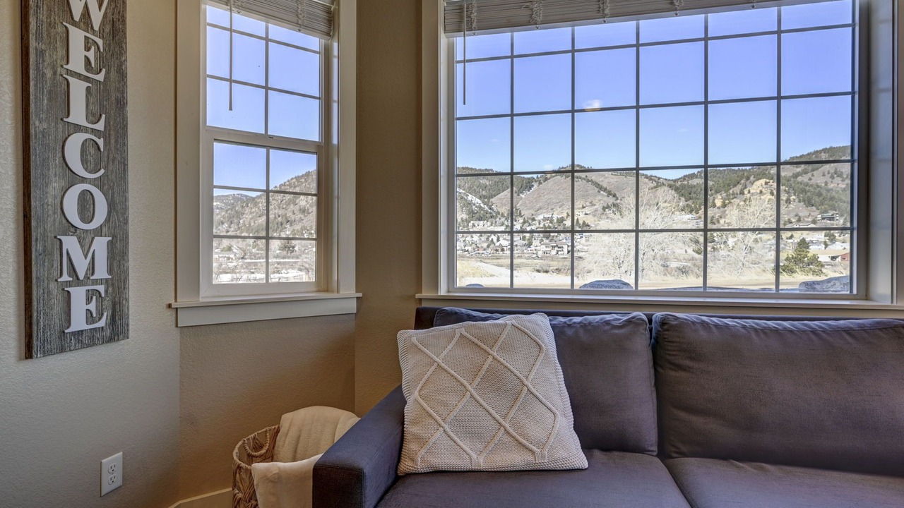 Photo of Livingroom in Palmer Lake