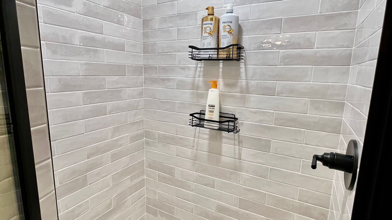 Photo of Bathroom in Shadow Mountain