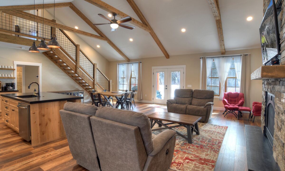 Photo of Livingroom in South Fork
