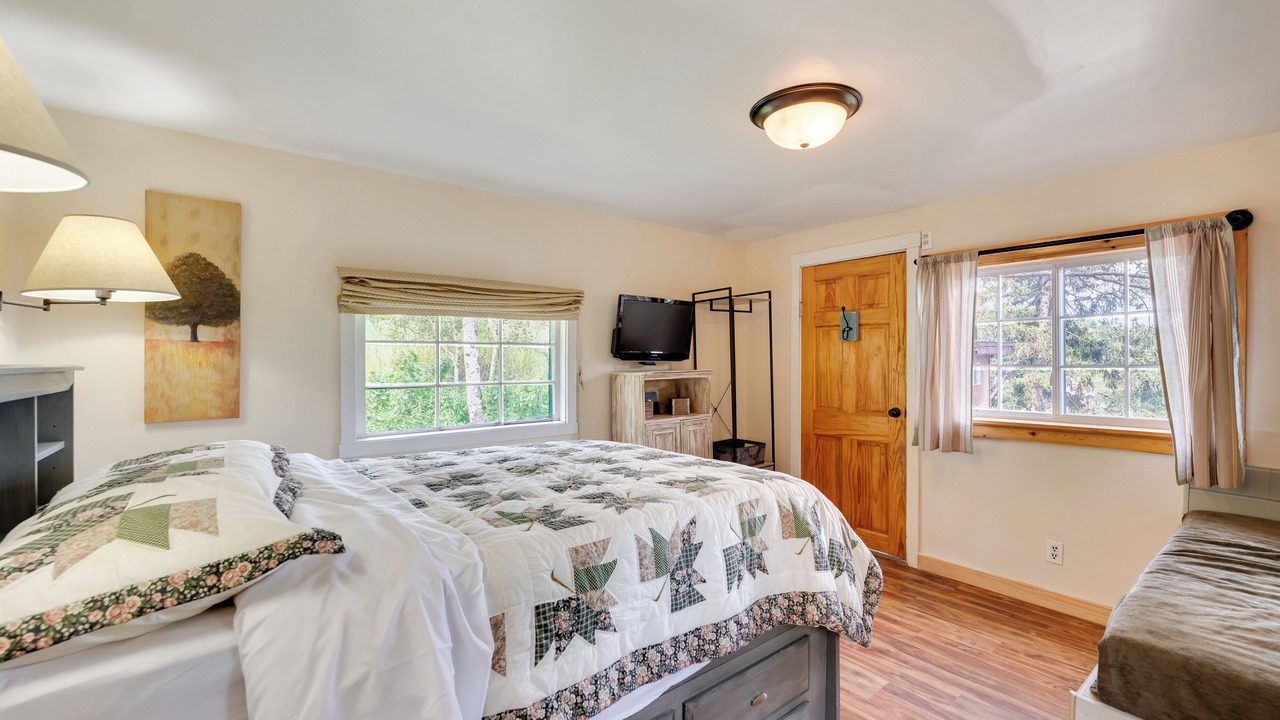 Photo of Bedroom in Allenspark