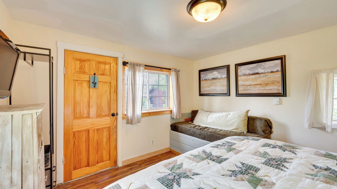 Photo of Bedroom in Allenspark