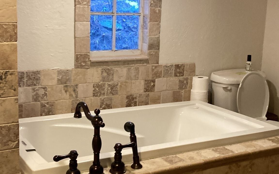 Photo of Bathroom in Morrison
