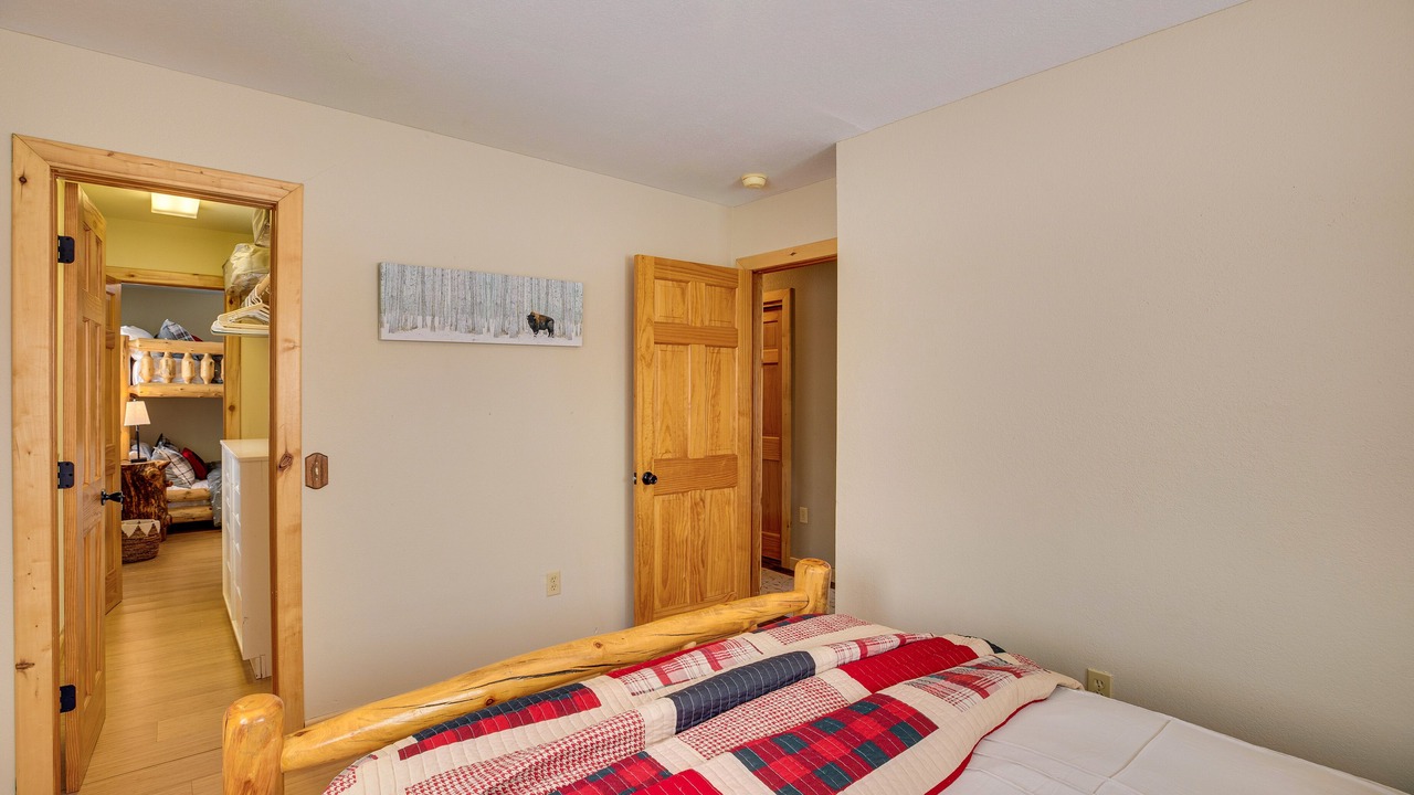 Photo of Bedroom in Gunnison