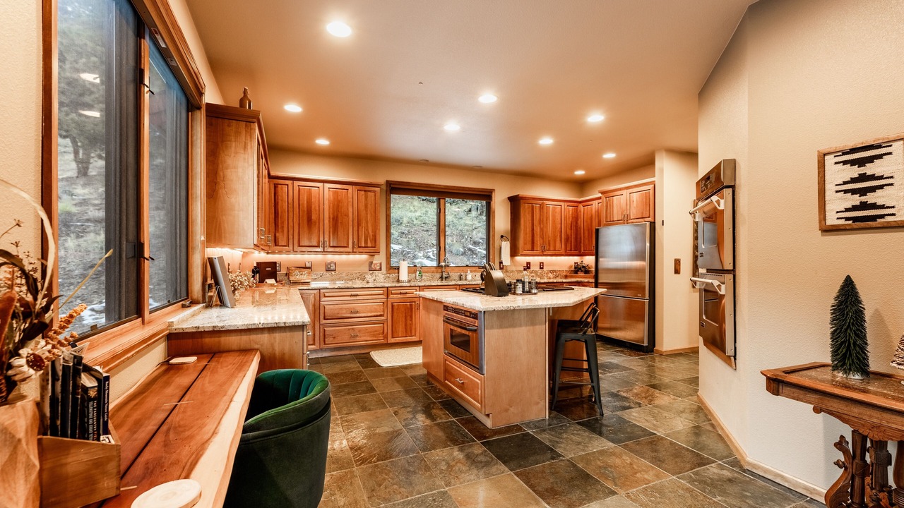 Photo of Kitchen in Hangen Ranch And M and B