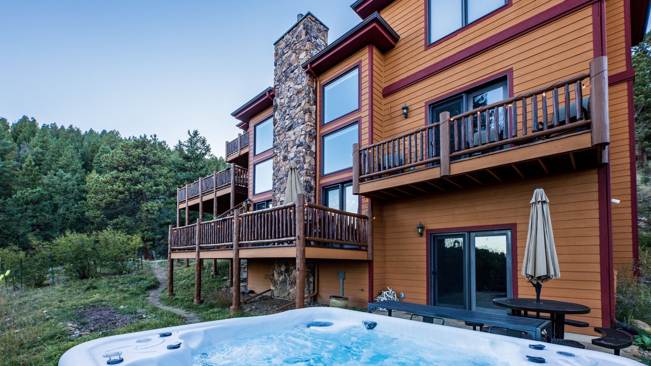 Photo of Patio Balcony in Hangen Ranch And M and B