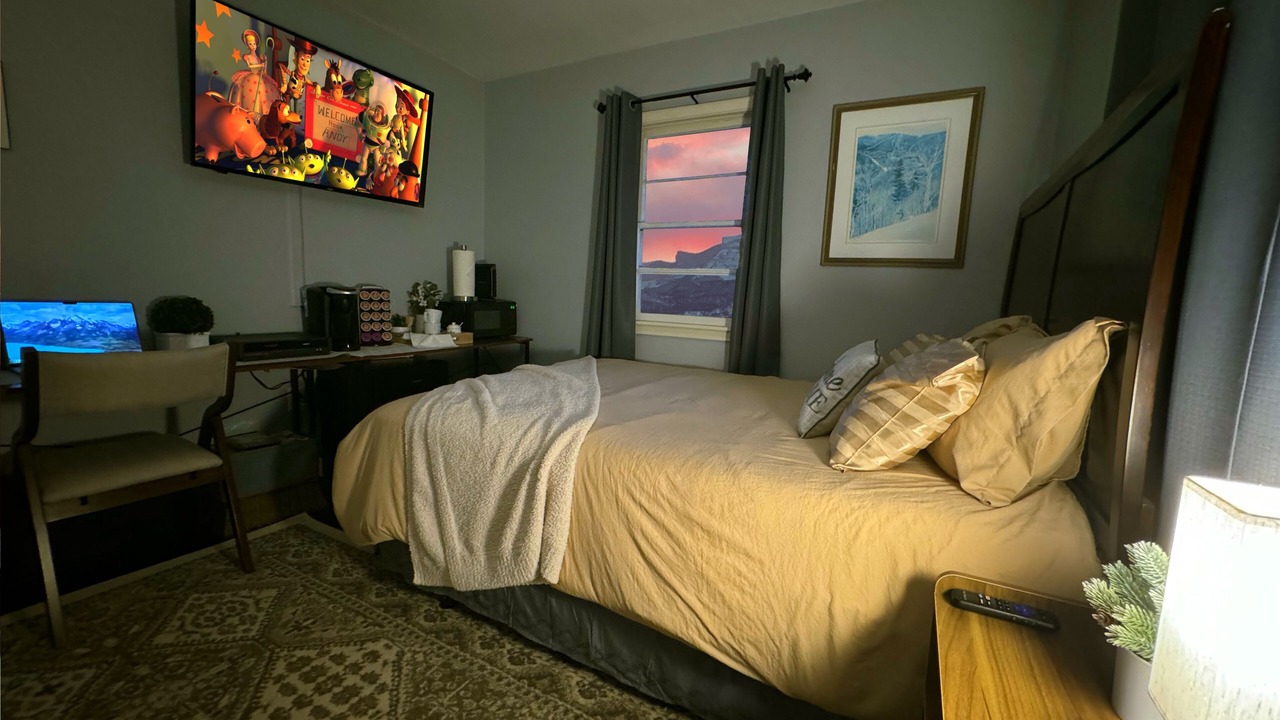 Photo of Bedroom in Glenwood Springs