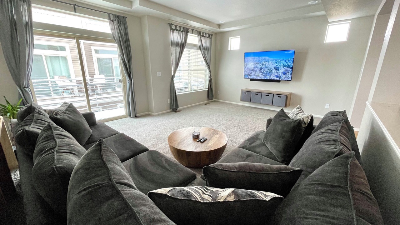 Photo of Livingroom in Commerce City