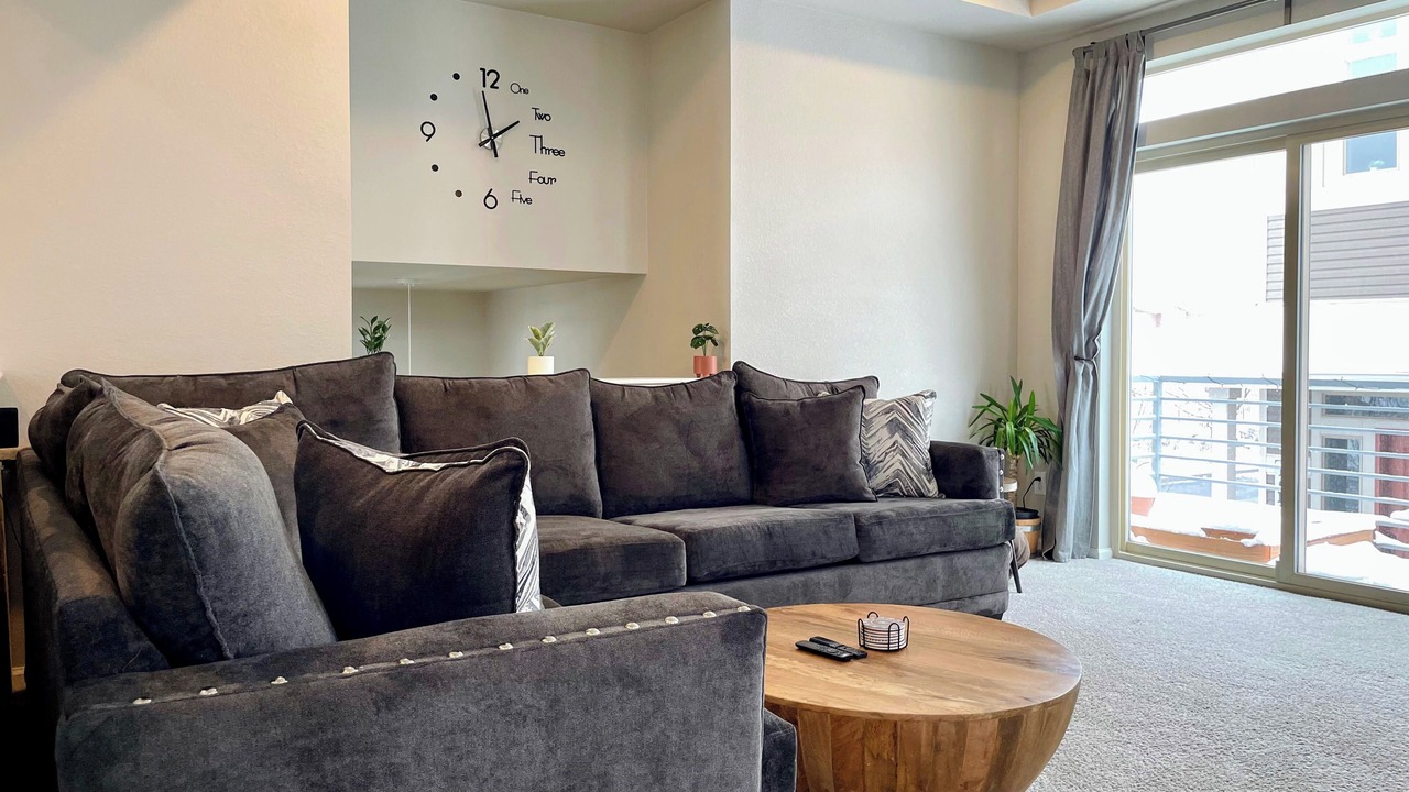 Photo of Livingroom in Commerce City