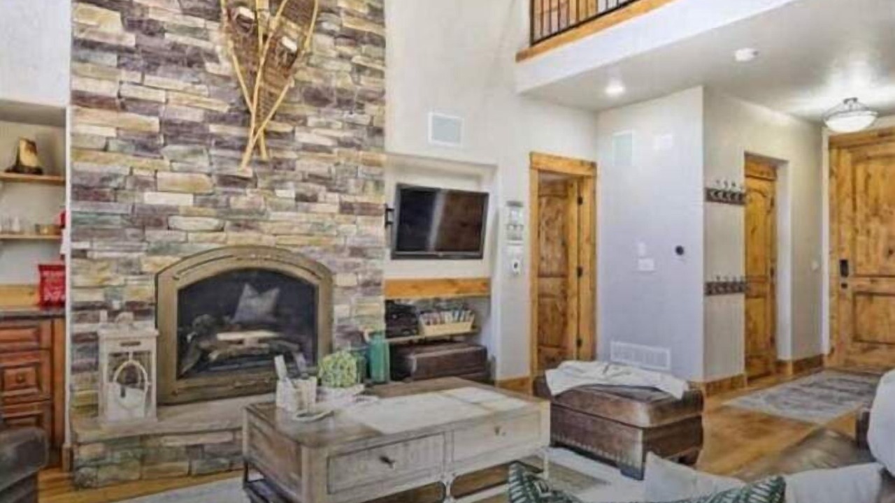 Photo of Livingroom in Red Feather Lakes