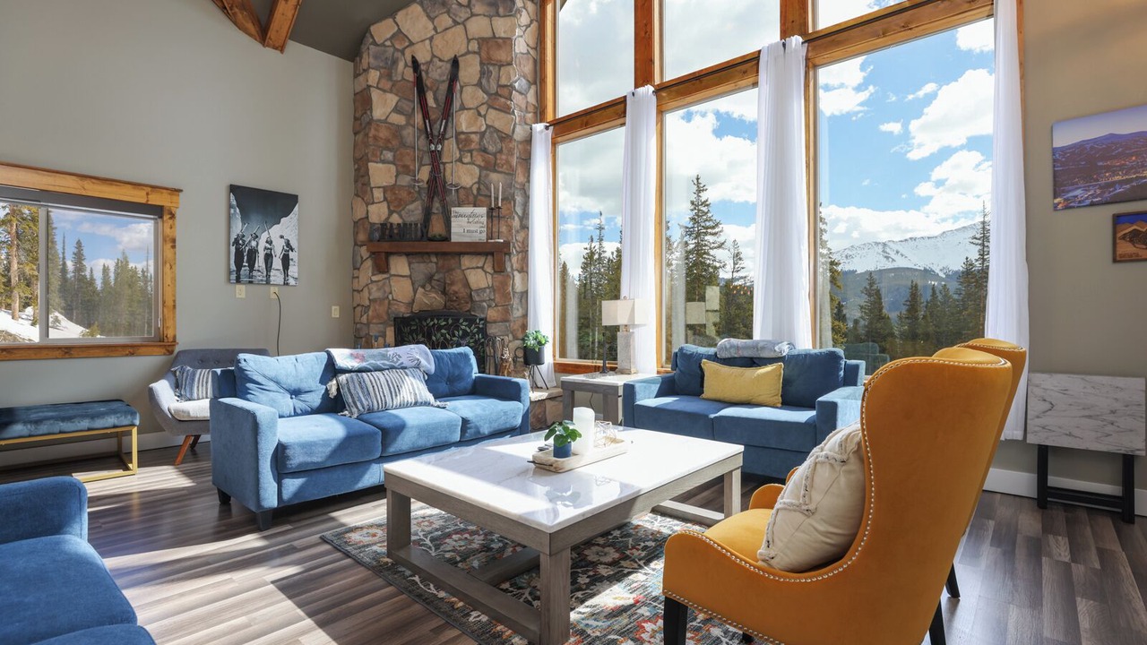 Photo of Livingroom in Breckenridge