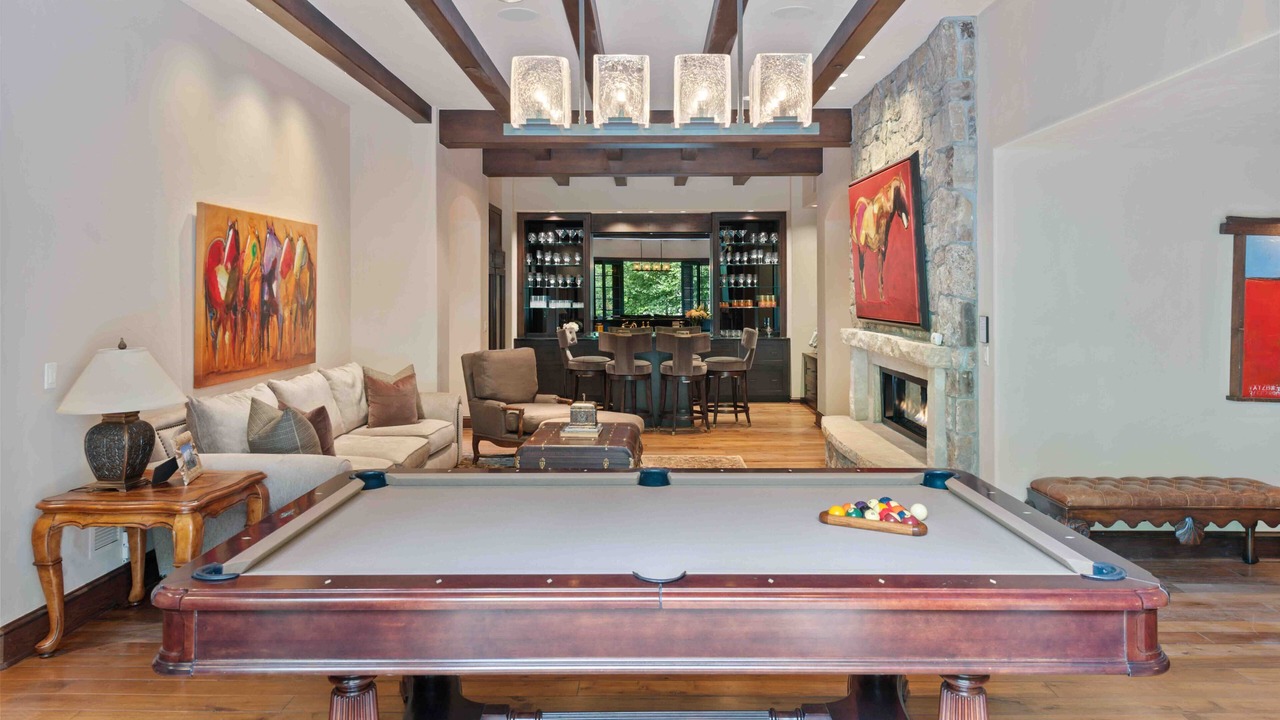 Photo of Livingroom in Avon