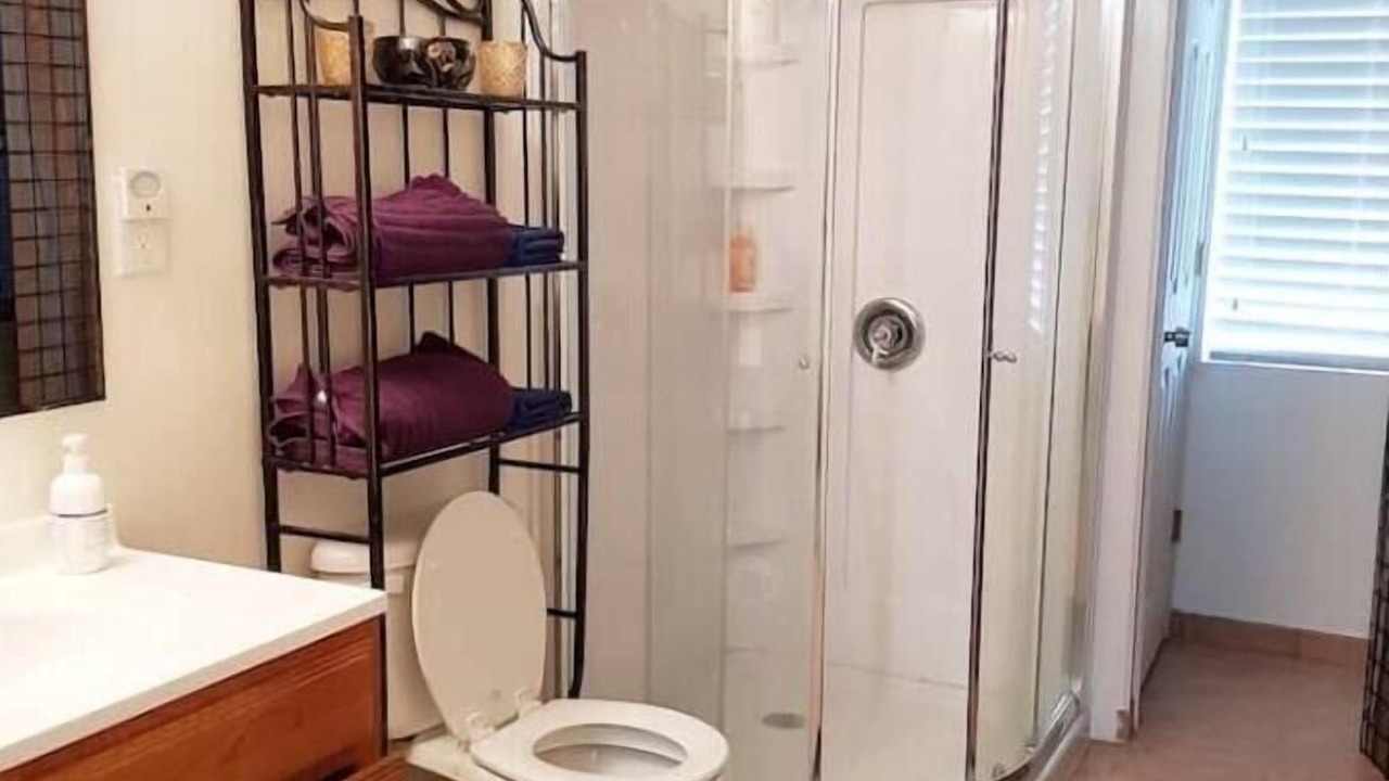Photo of Bathroom in Stetson Hills