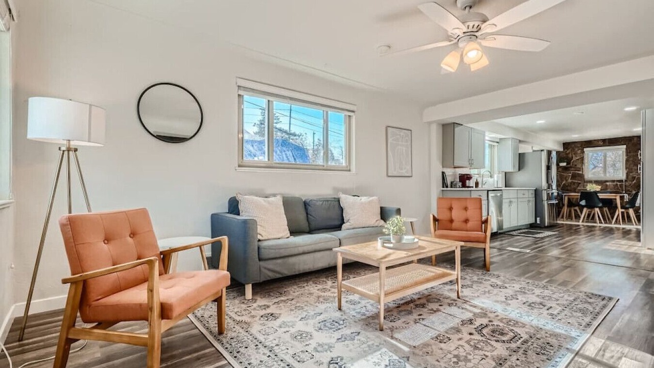 Photo of Livingroom in Berkley
