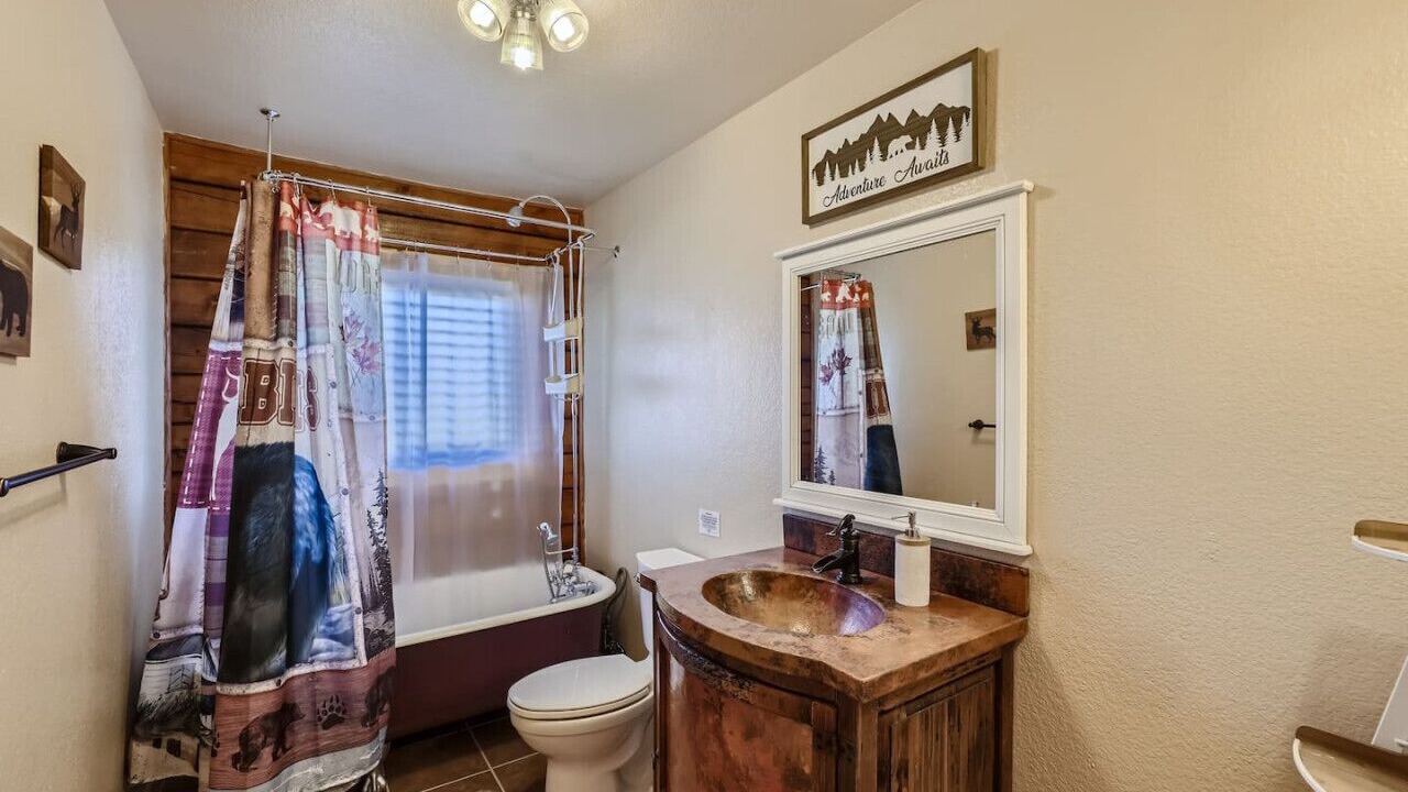 Photo of Bathroom in Morrison