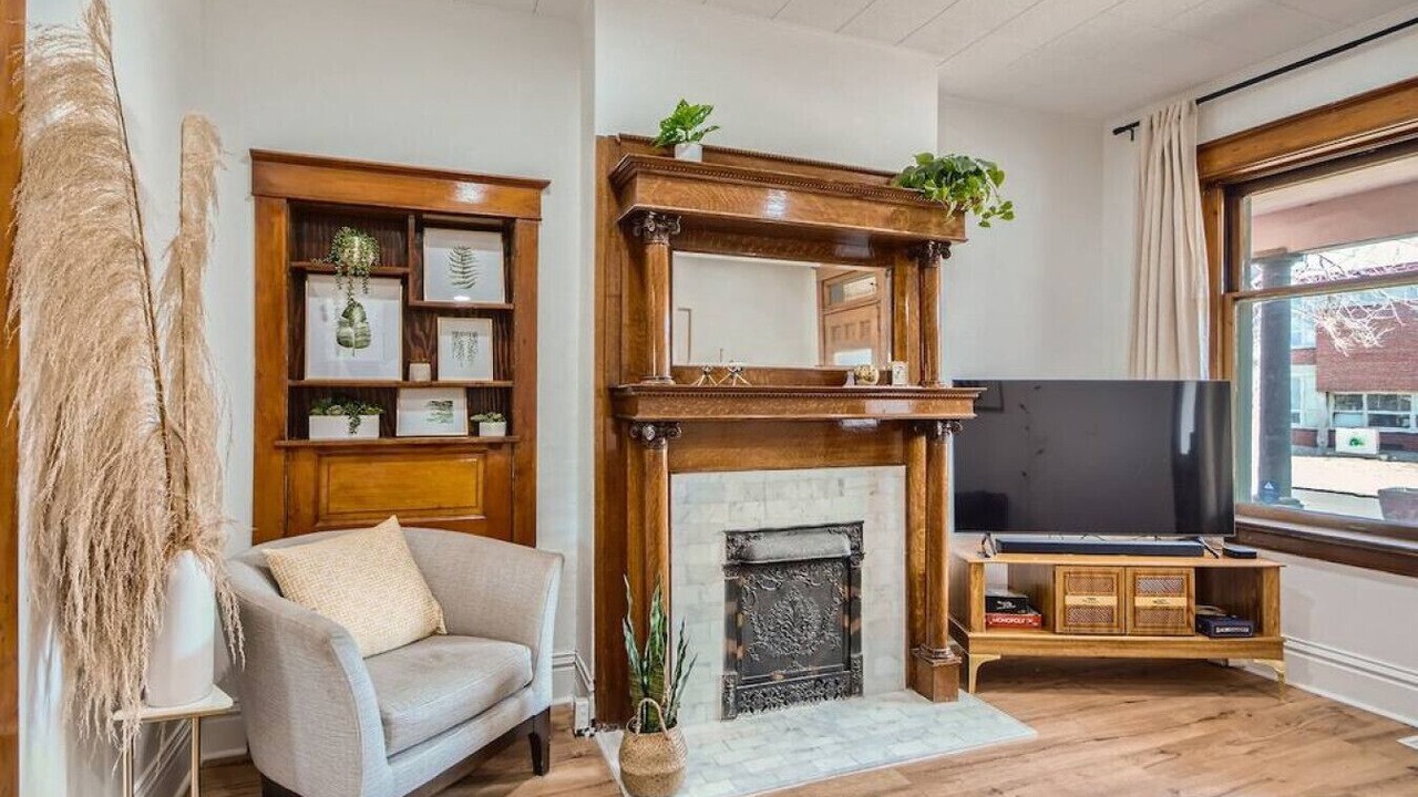 Photo of Livingroom in Lincoln Park