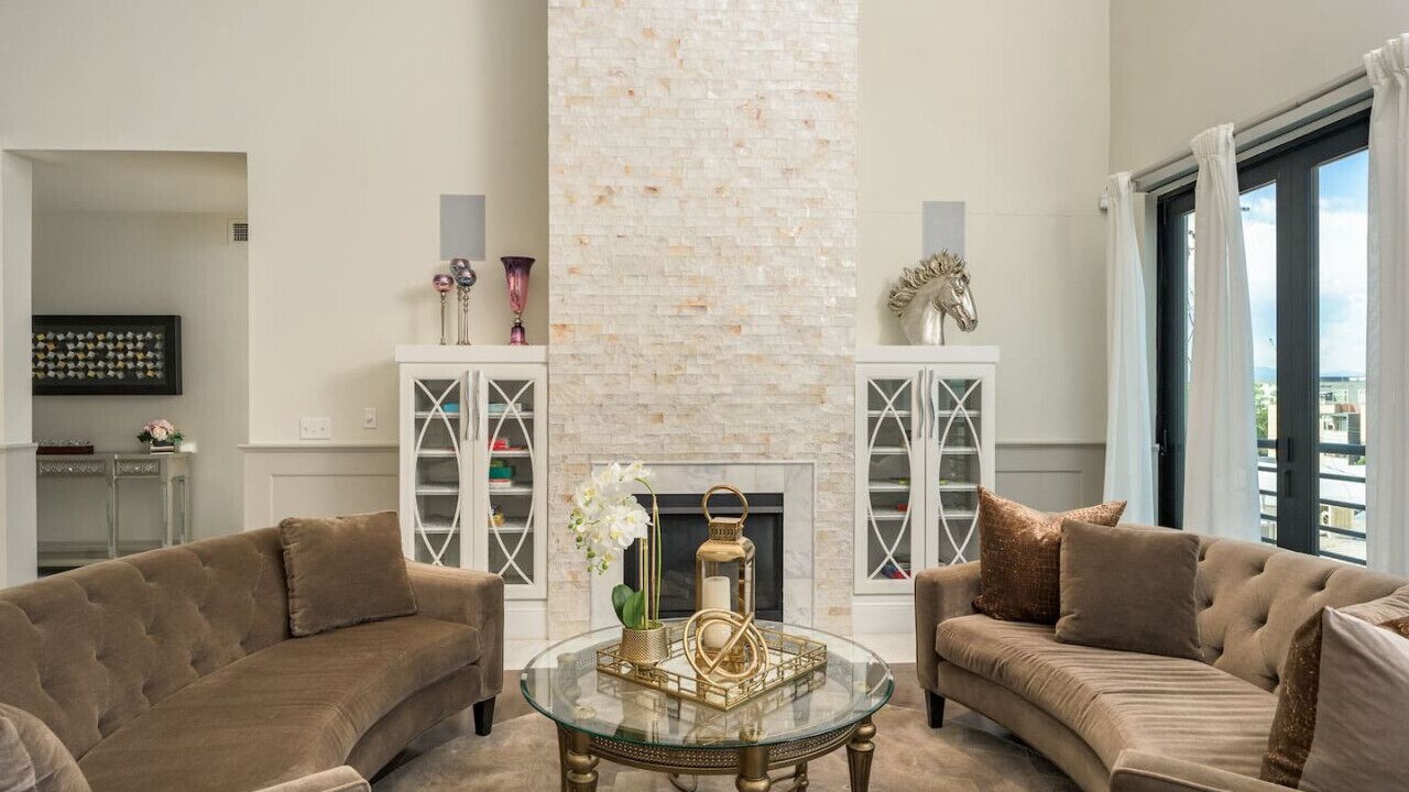 Photo of Livingroom in River North Art District