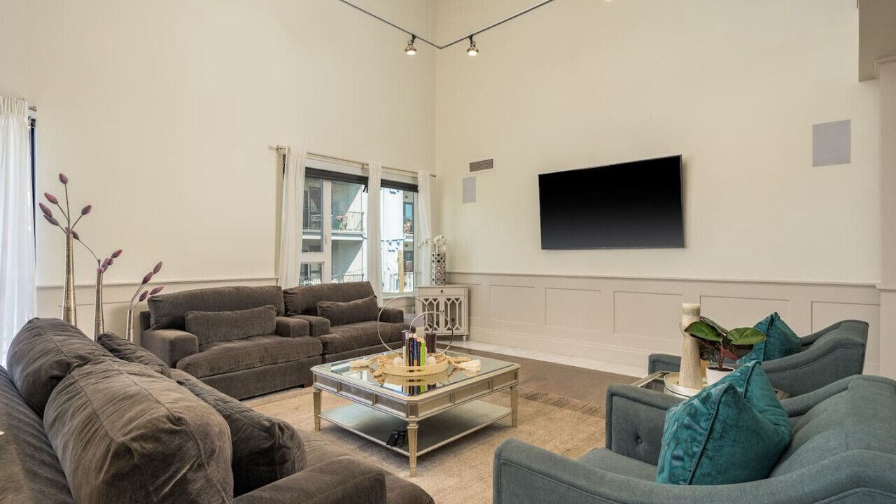 Photo of Livingroom in River North Art District