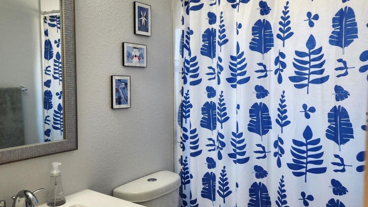 Photo of Bathroom in North Aurora