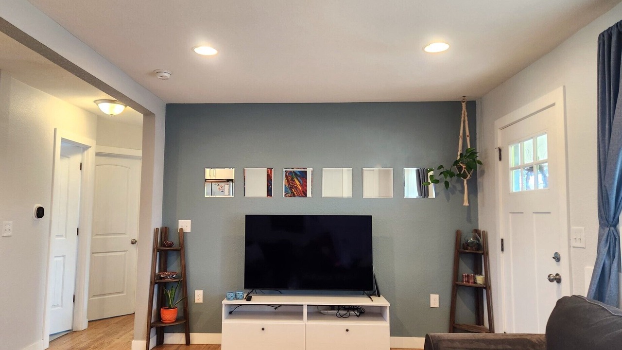 Photo of Livingroom in North Aurora