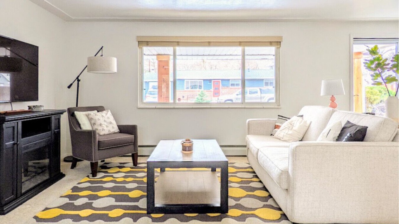 Photo of Bedroom in Pleasant View