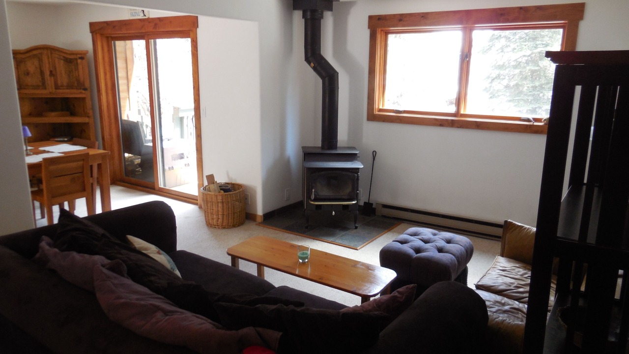 Photo of Livingroom in Intermountain