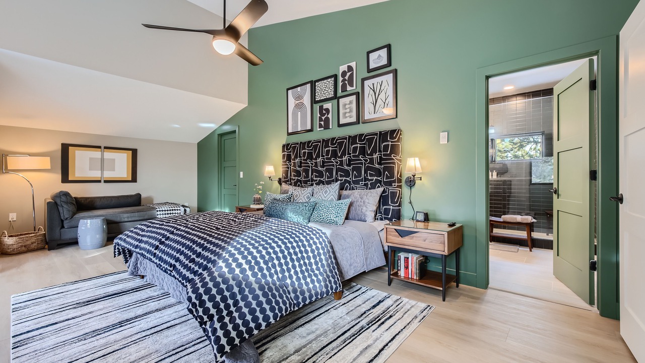 Photo of Bedroom in Spring Valley