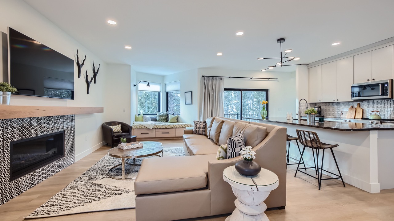 Photo of Livingroom in Spring Valley