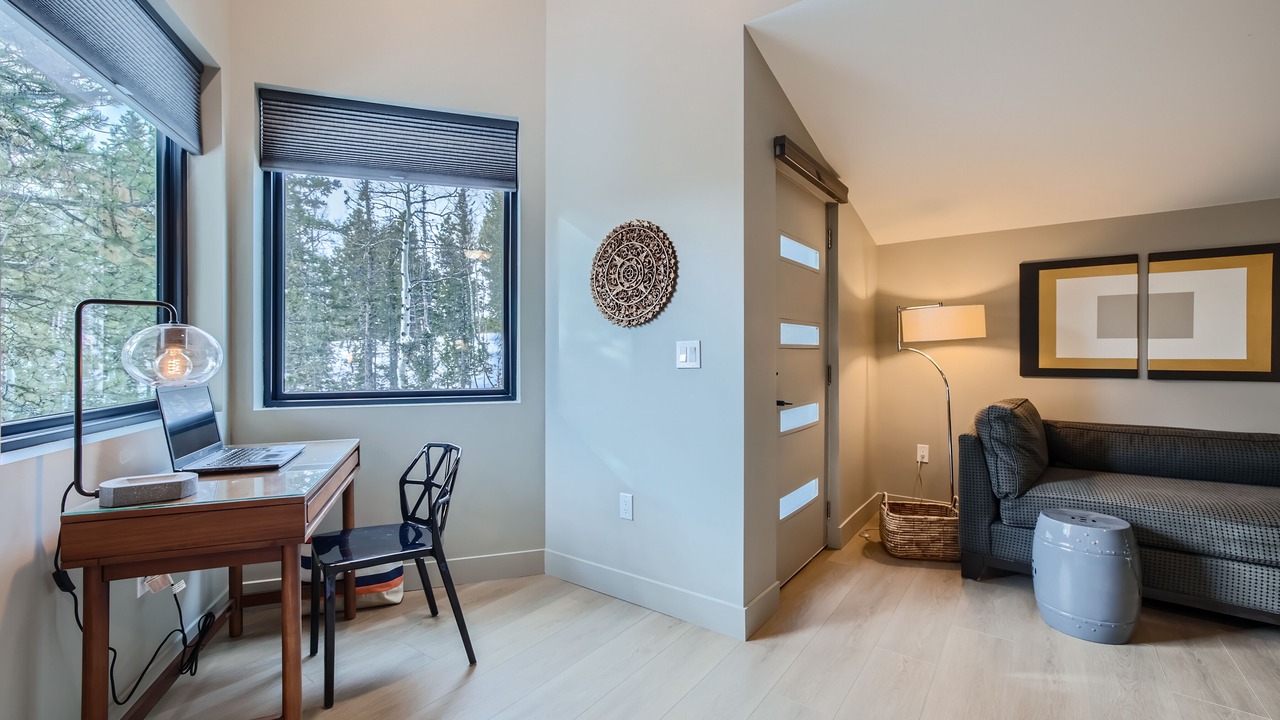 Photo of Livingroom in Spring Valley
