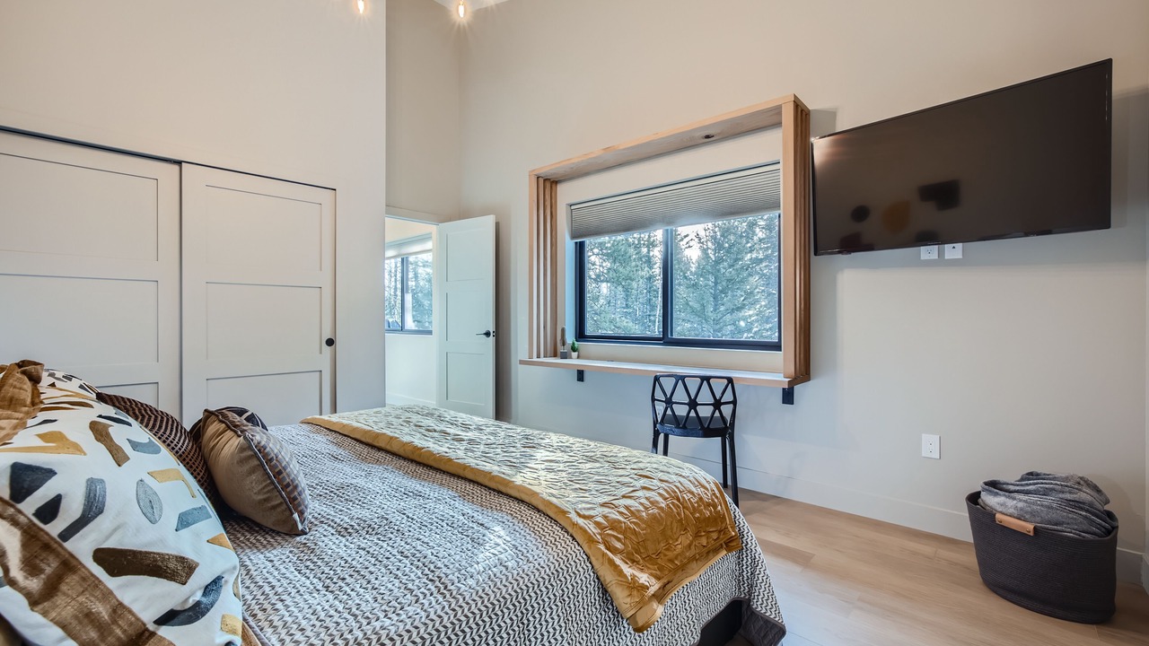 Photo of Bedroom in Spring Valley