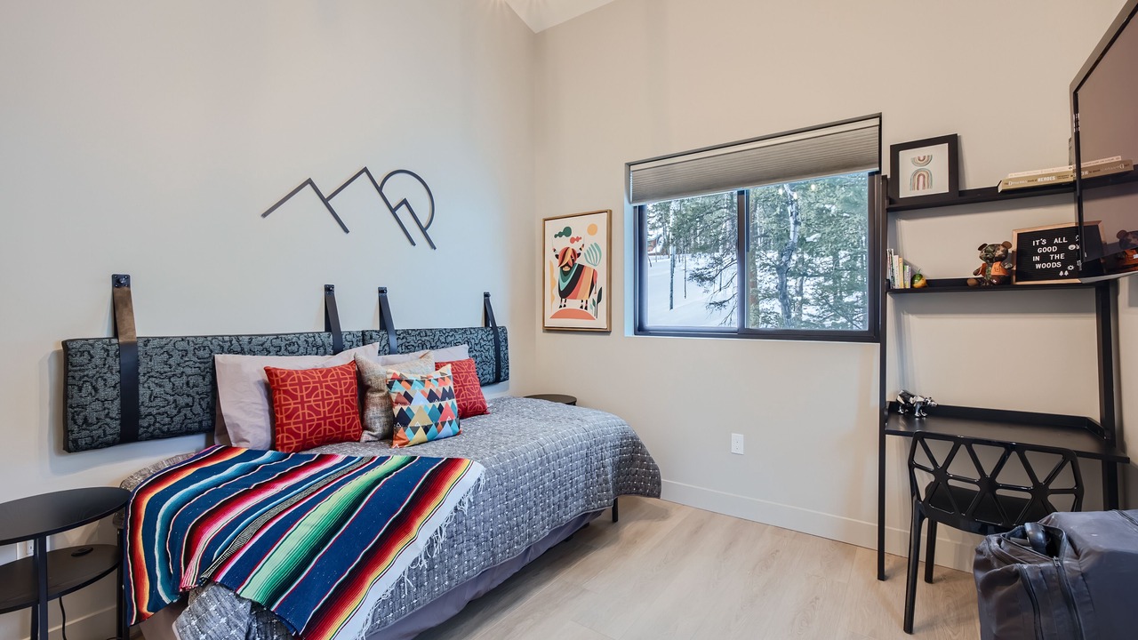 Photo of Bedroom in Spring Valley