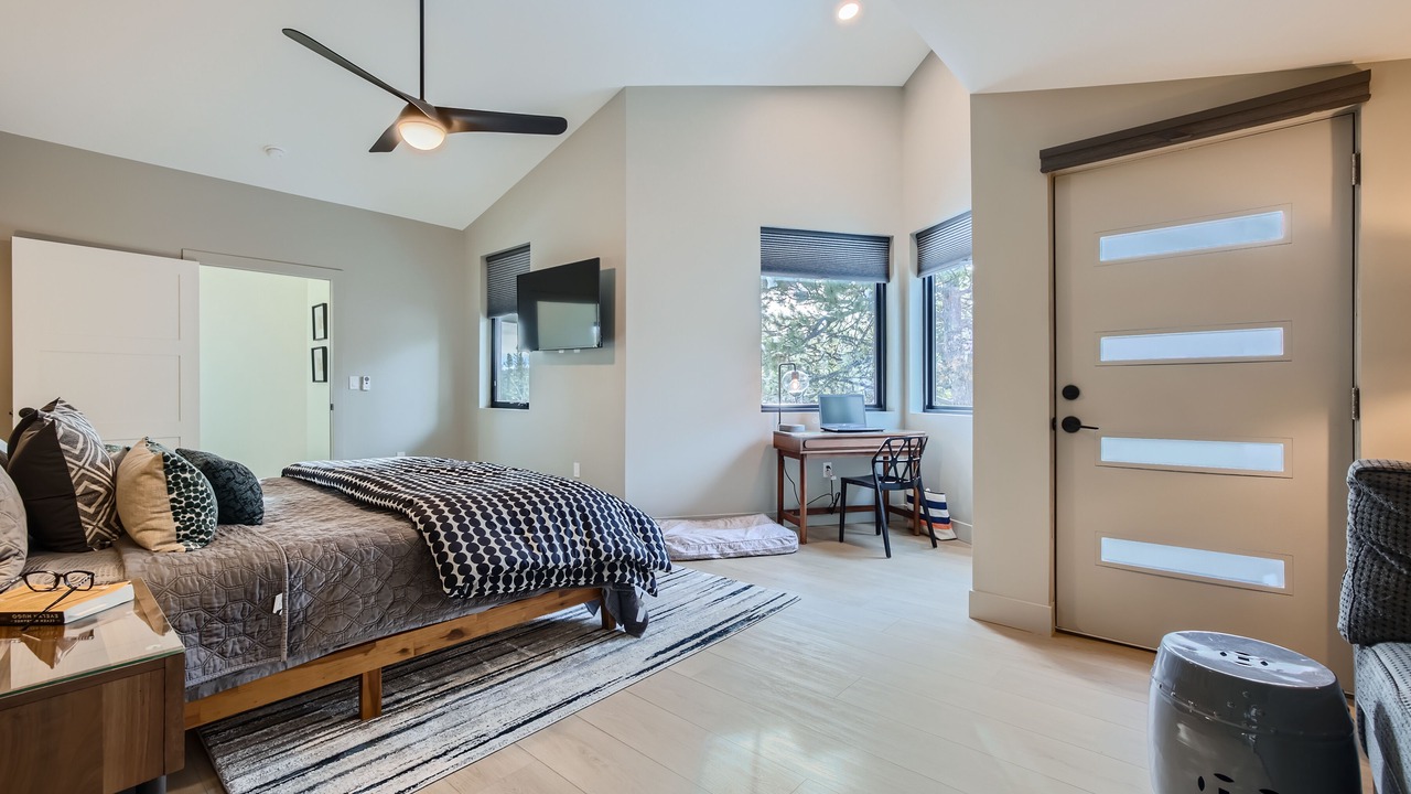 Photo of Bedroom in Spring Valley