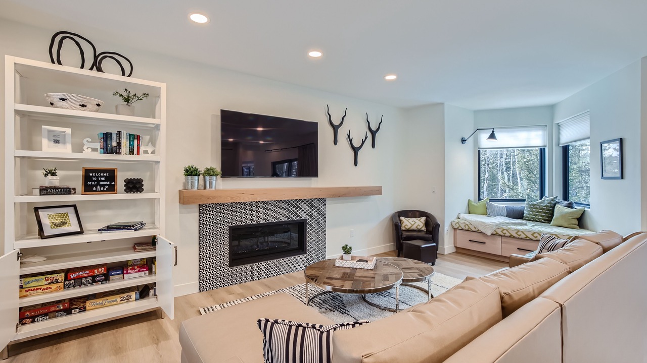 Photo of Livingroom in Spring Valley