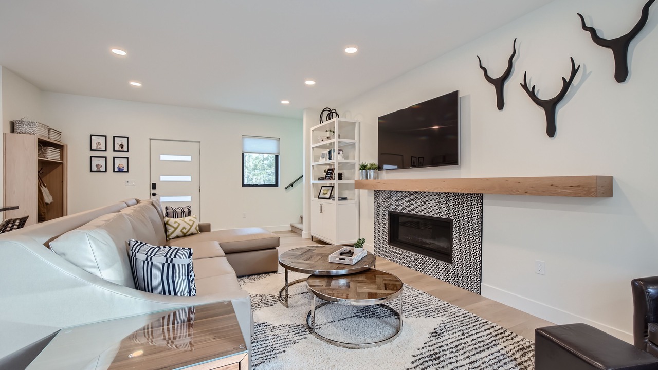 Photo of Livingroom in Spring Valley