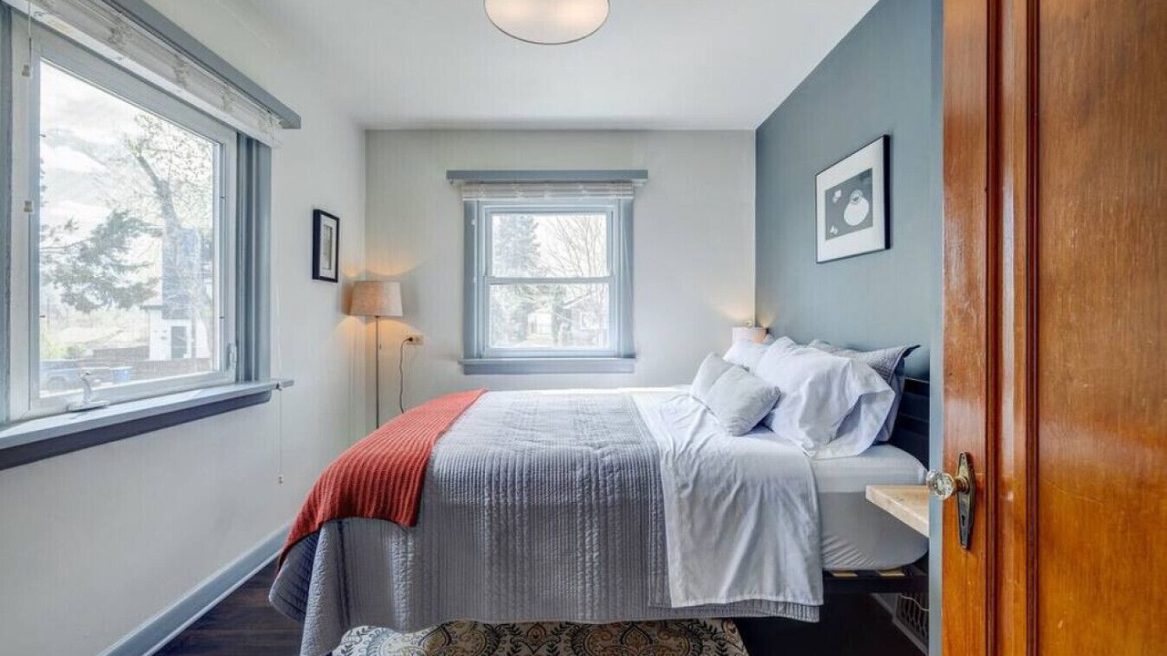 Photo of Bedroom in Edgewater